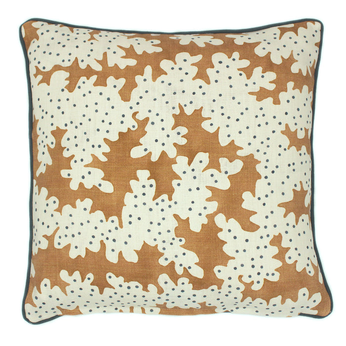 This brown and blue stylized coral pattern’s free-flowing and tonal movement lends this cushion a natural appearance.