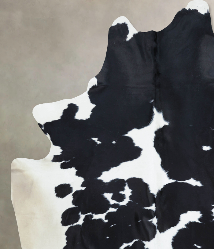 Black and White Cowhide Rug #B8969