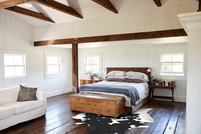 Black and White Cowhide Rug #B8969