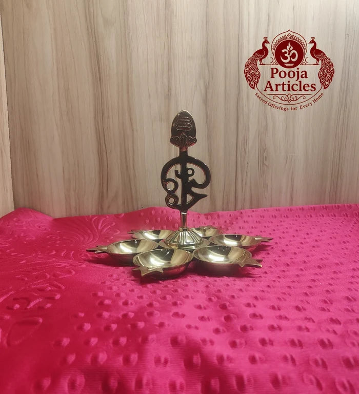 Brass Arumuga Om Vel Vilakku 6.7 Inch
