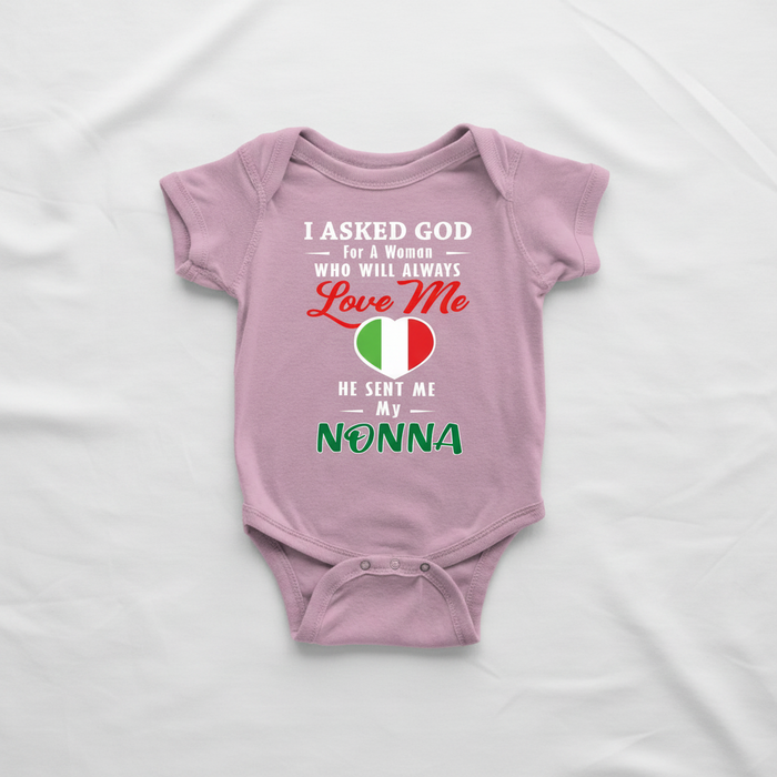 Pink baby onesie with Italian-themed text and flag on a white background