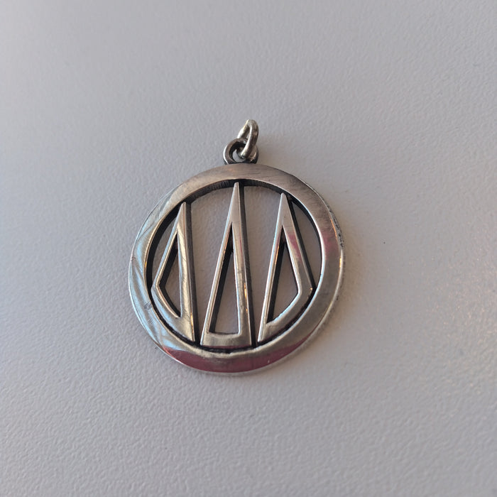 Lg Circle Monogram Pendant - Delta Delta Delta