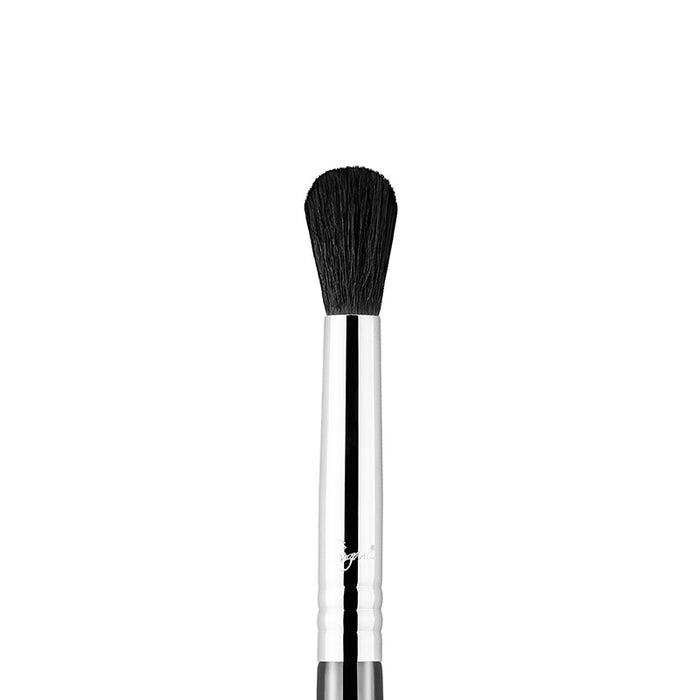 sigma-beauty-diffused-crease-brush